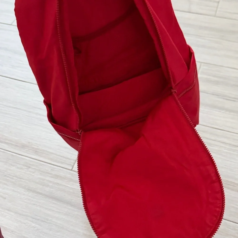 Buffbunny Collection‎ Game Changer Backpack Lipstick Red food prep slot gym bag